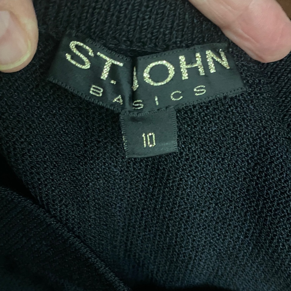 St. John Basics knits black Santana skirt mini skirt size 10 capsule wardrobe - Picture 5 of 9